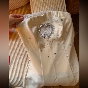 Sabrina carpenter costume !